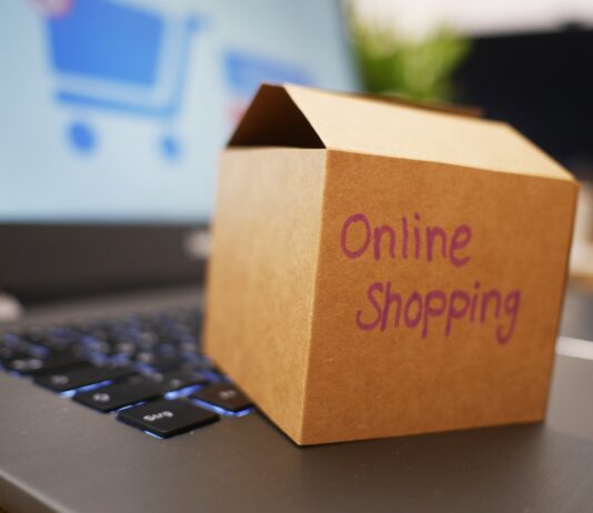 6 Online Flea Market That You Should Definitely Visit online-flea-market-clothes