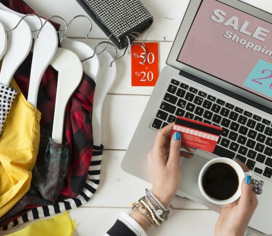 7 Clothing Stores Online For Budget Friendly Shopping