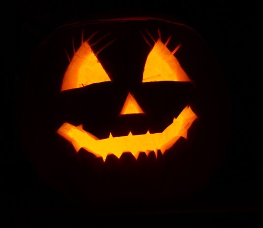 dollar tree halloween 2021 crafts